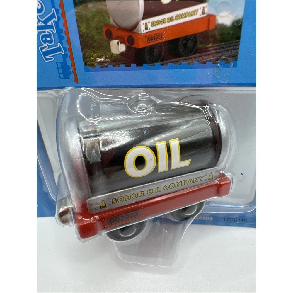 Thomas the Tank &‎ Friends Take Along Train Sodor Oil Car Die Cast 2005 NIB